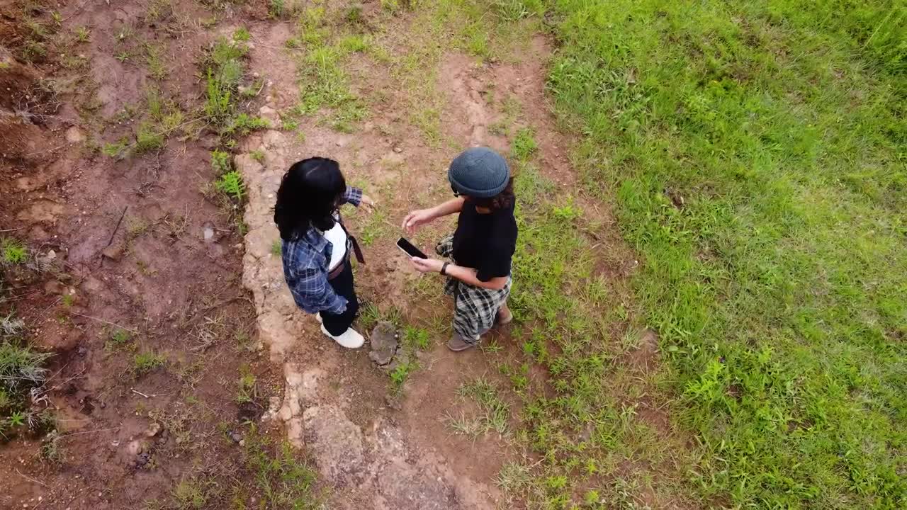 Download Stock Video Boy And Girl Taking A Selfie Outdoors In Nature Live Wallpaper For PC