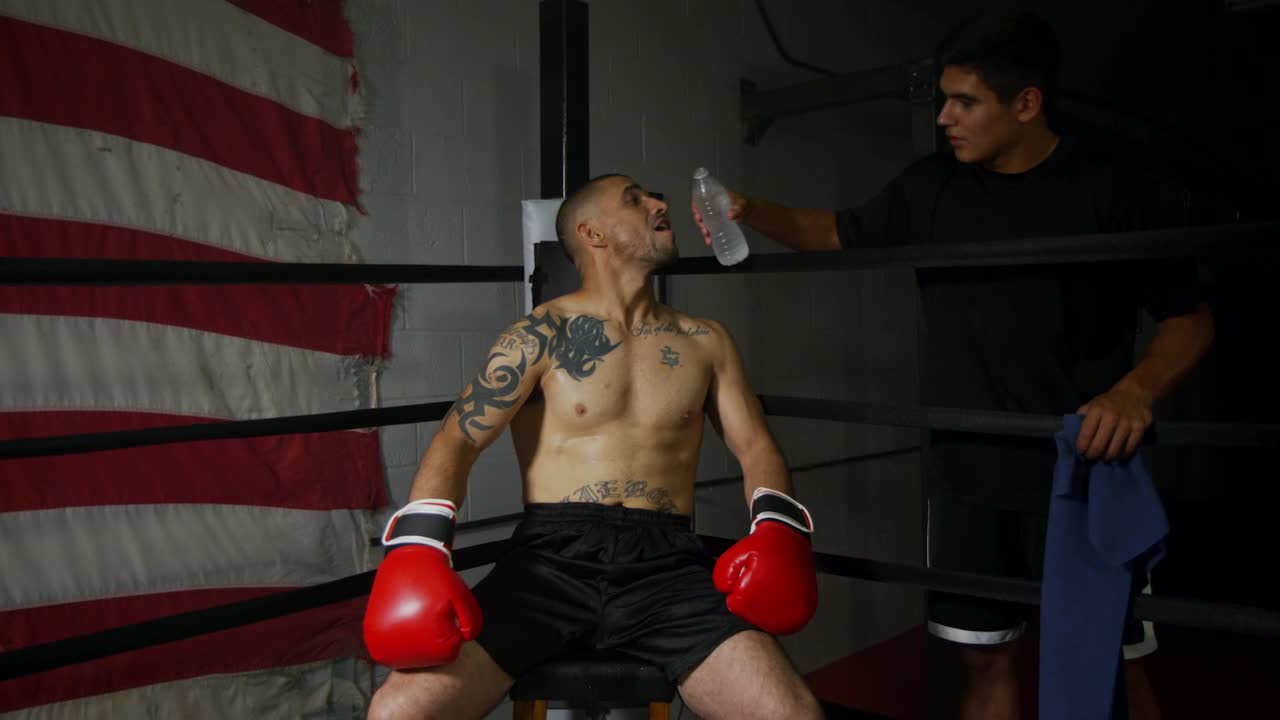 Download Stock Video Boxer Drinking Water Live Wallpaper For PC