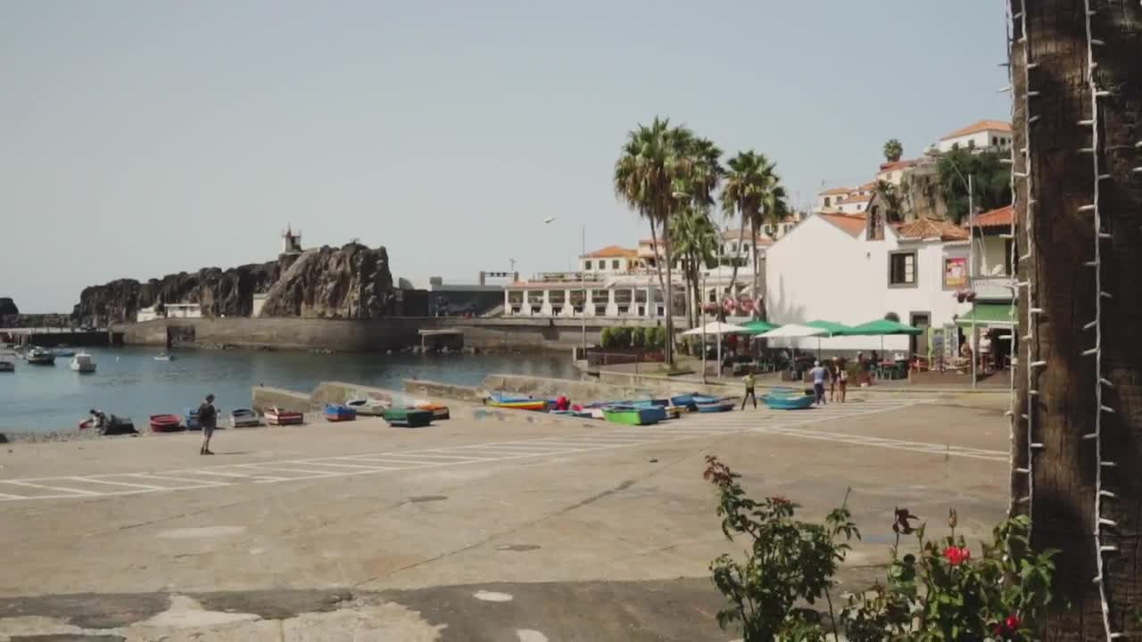 Download Stock Video Boats In The Sea Near The Shore Live Wallpaper For PC