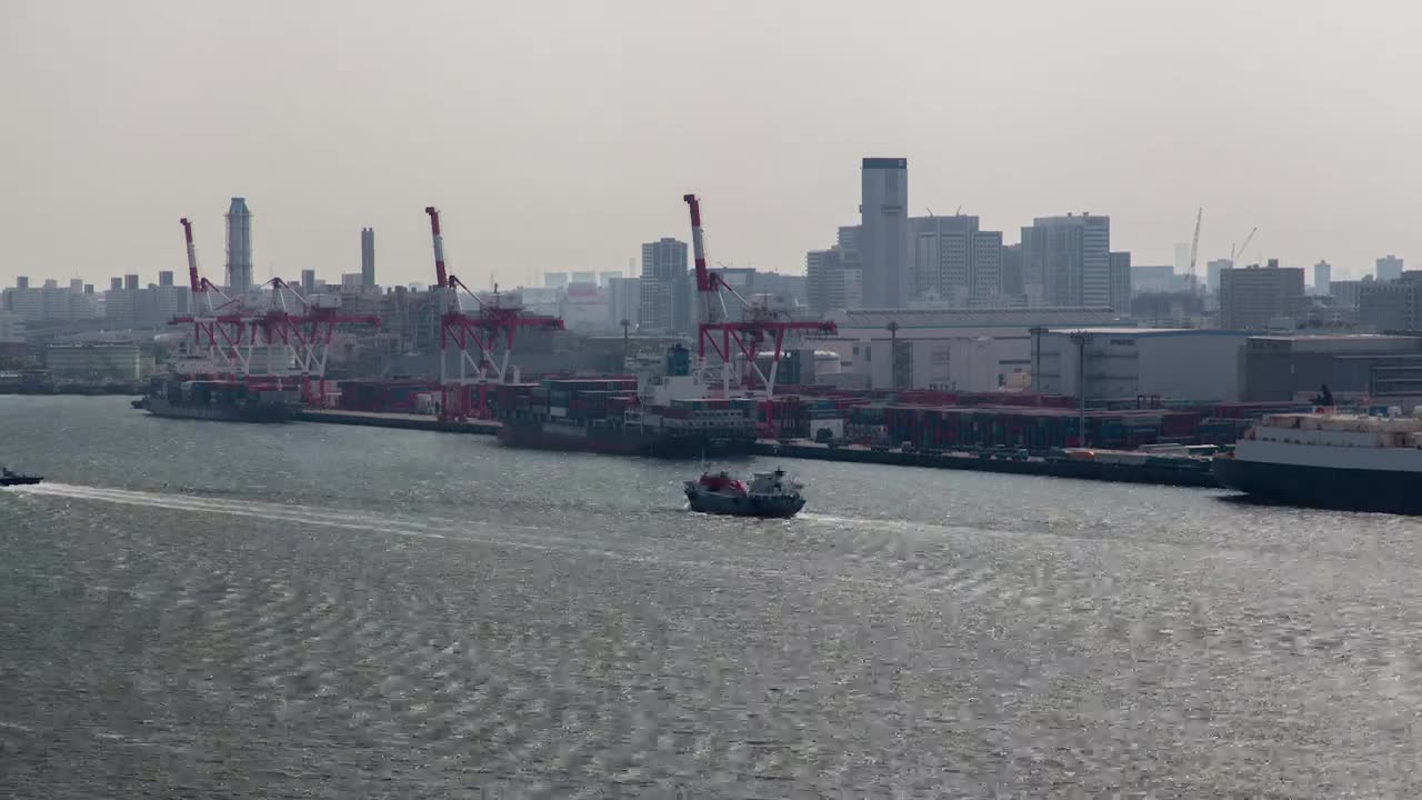 Download Stock Video Boat Traffic In The River By The Tokio Port Live Wallpaper For PC