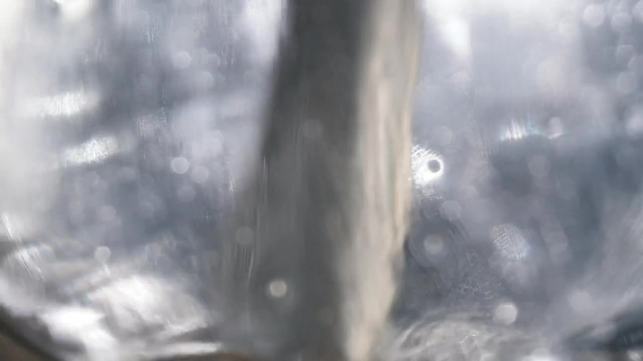 Download Stock Video Beer Texture Full Of Bubbles Live Wallpaper For PC