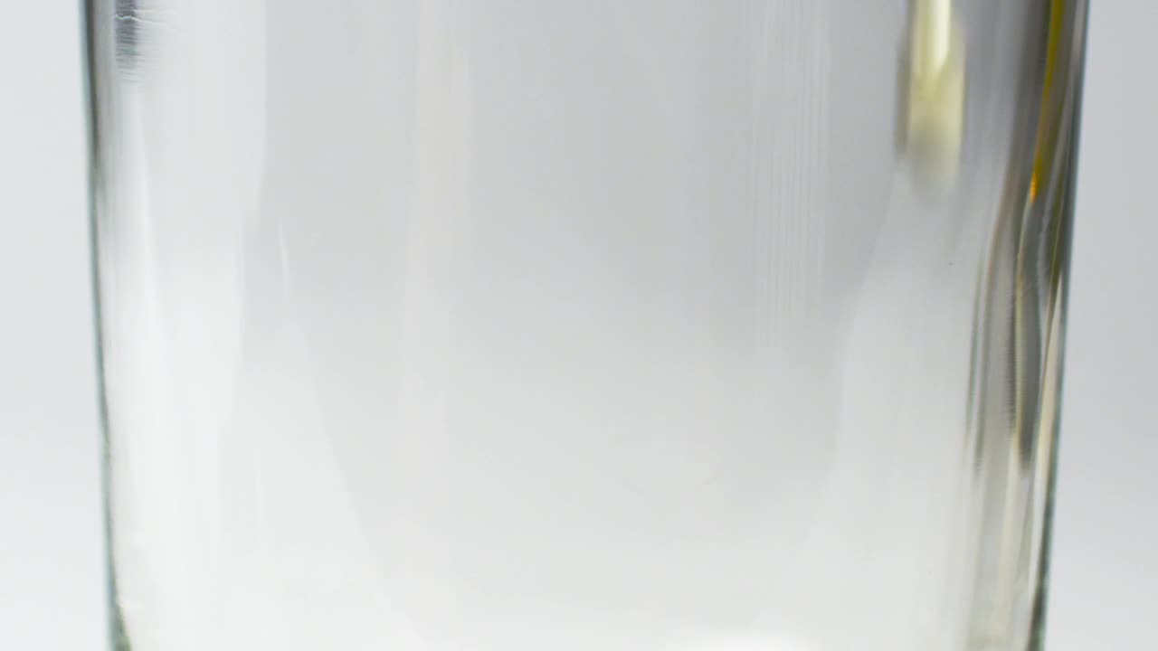 Download Stock Video Beer Being Poured Live Wallpaper For PC