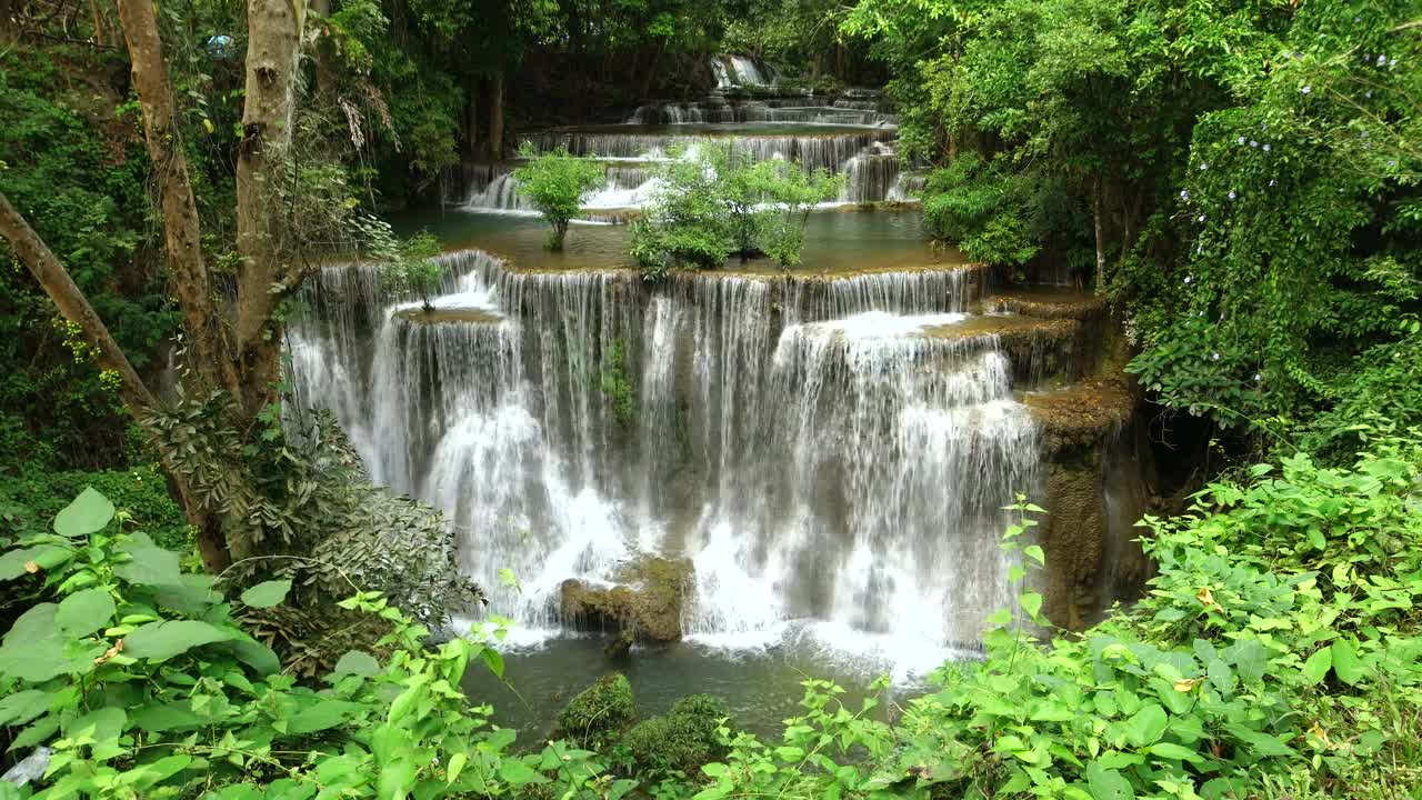 Download Stock Video Beautiful River And Waterfalls In The Forest Live Wallpaper For PC