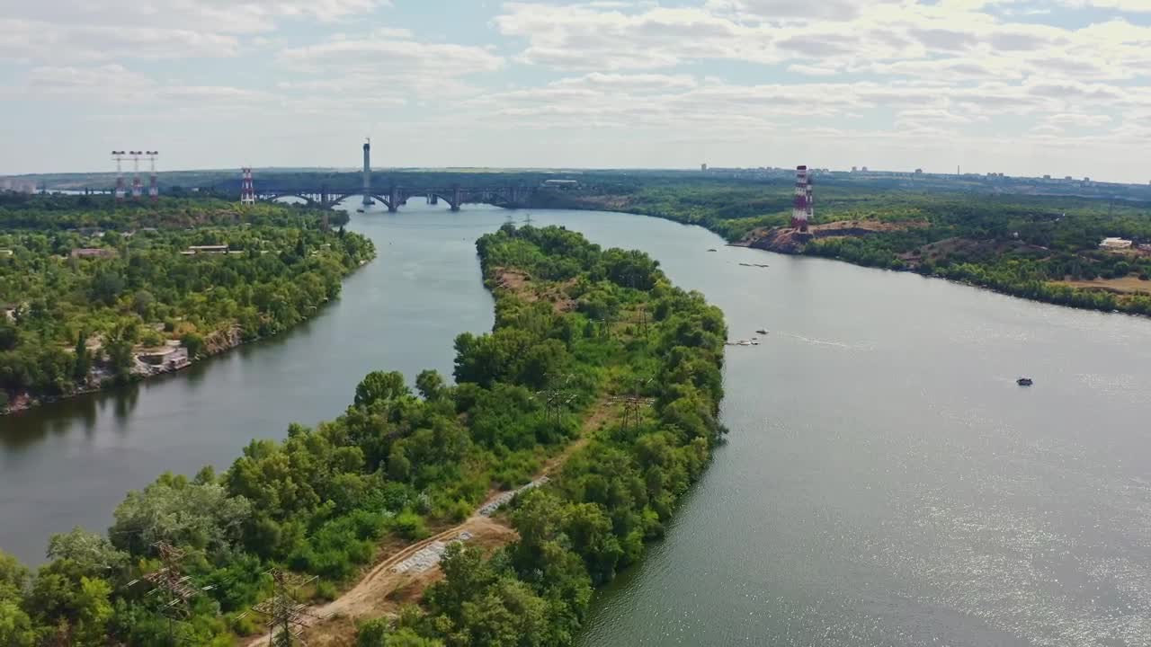 Download Stock Video Beautiful Landscape Of A River Near A City Live Wallpaper For PC