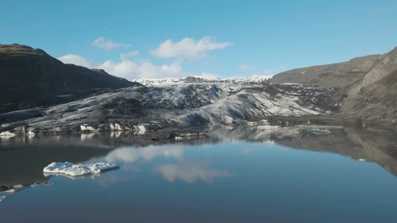 Download Video Stock Clear Blue Sky Over A Glacier Live Wallpaper For PC