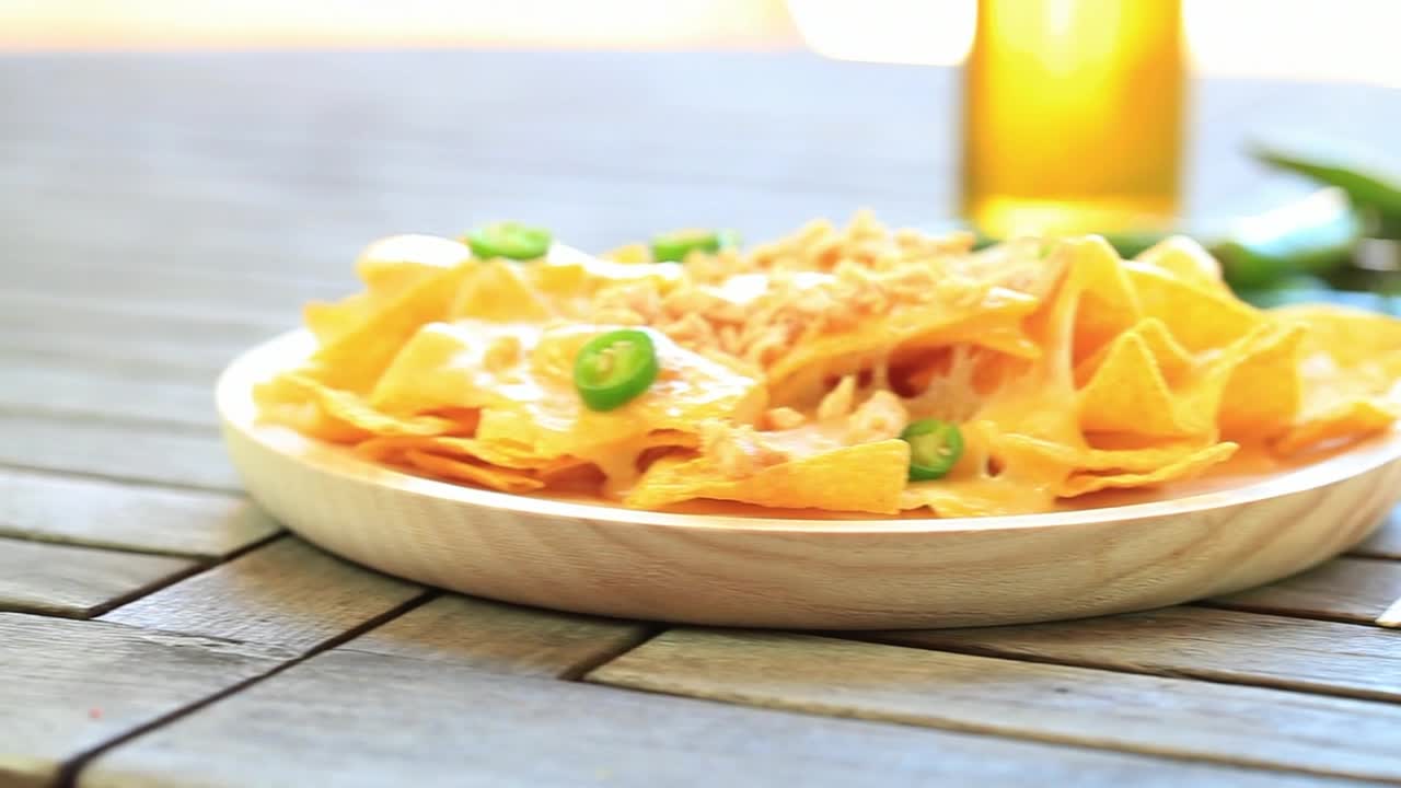 Download Video Stock Chips And Wraps On A Table Live Wallpaper For PC