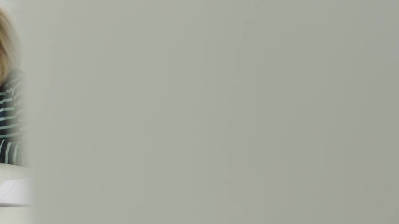 Download Video Stock Children Learning At Home Live Wallpaper For PC