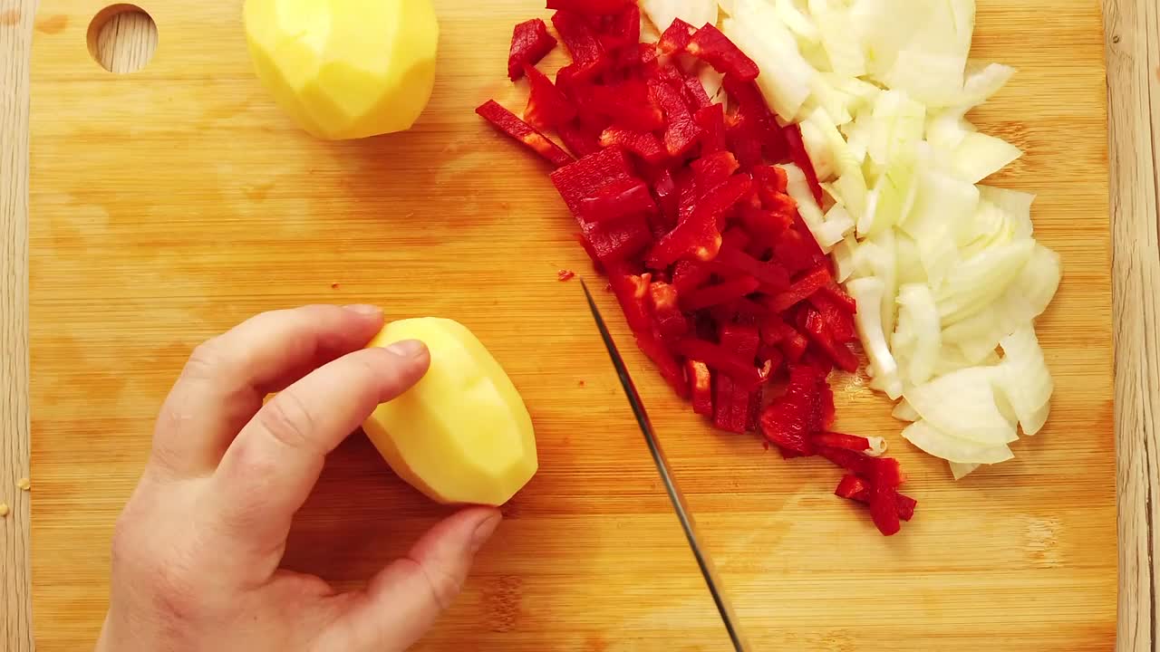 Download Video Stock Chef Preparing Potato Chunks Live Wallpaper For PC