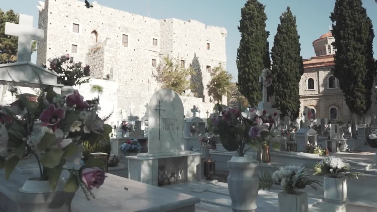 Download Video Stock Cemetery Of A Castle Live Wallpaper For PC