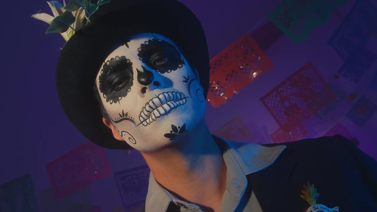 Download Video Stock Catrin Looking At The Camera On Day Of The Dead Live Wallpaper For PC