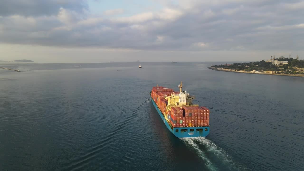 Download Video Stock Cargo Ship Sailing In The Sea Live Wallpaper For PC