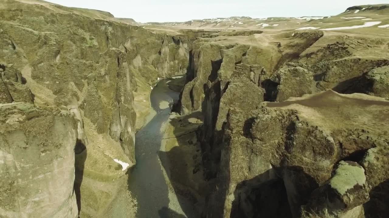 Download Video Stock Canyon Covered In Moss Live Wallpaper For PC