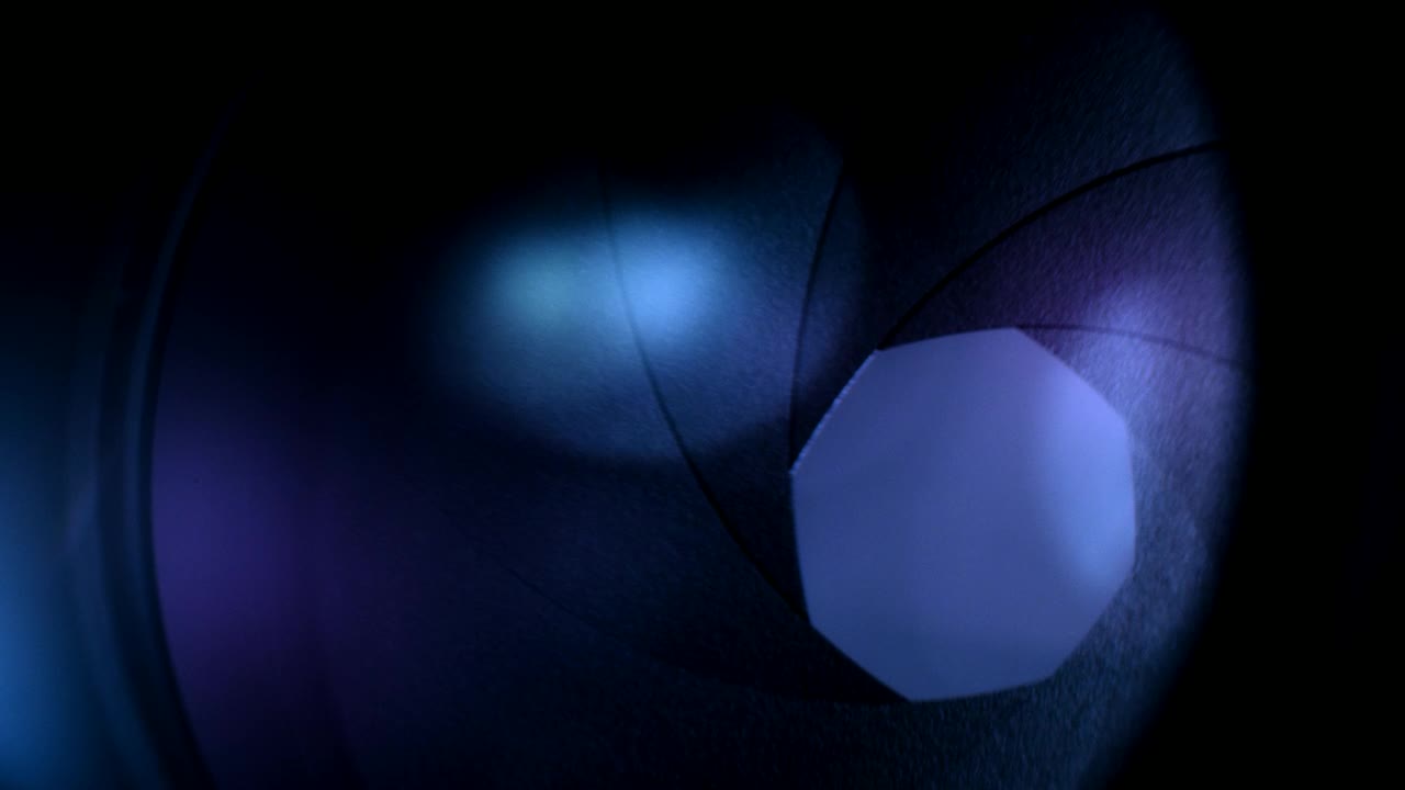 Download Video Stock Camera Lens Opening Live Wallpaper For PC