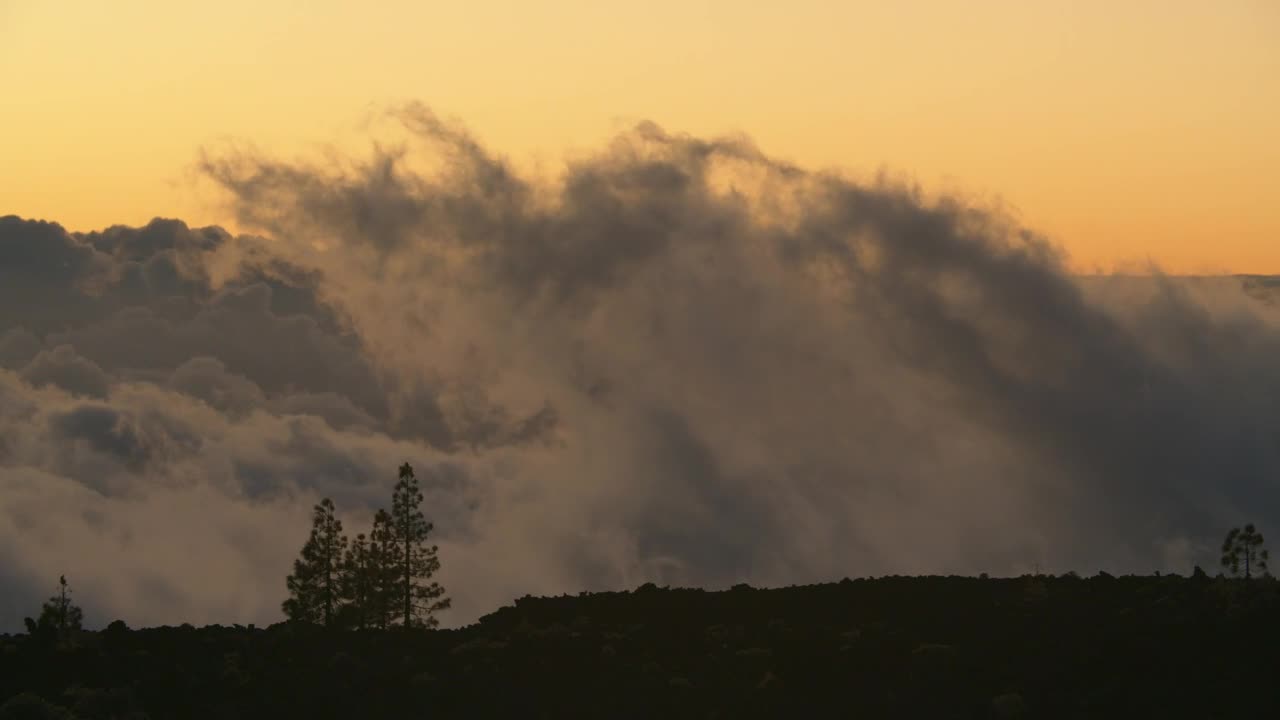 Download Video Stock Clouds Over A Dark Hill Live Wallpaper For PC