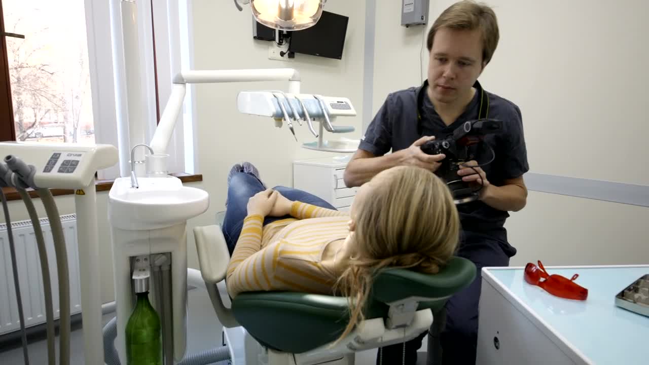 Download Stock Video Dentist Taking Photos Live Wallpaper For PC