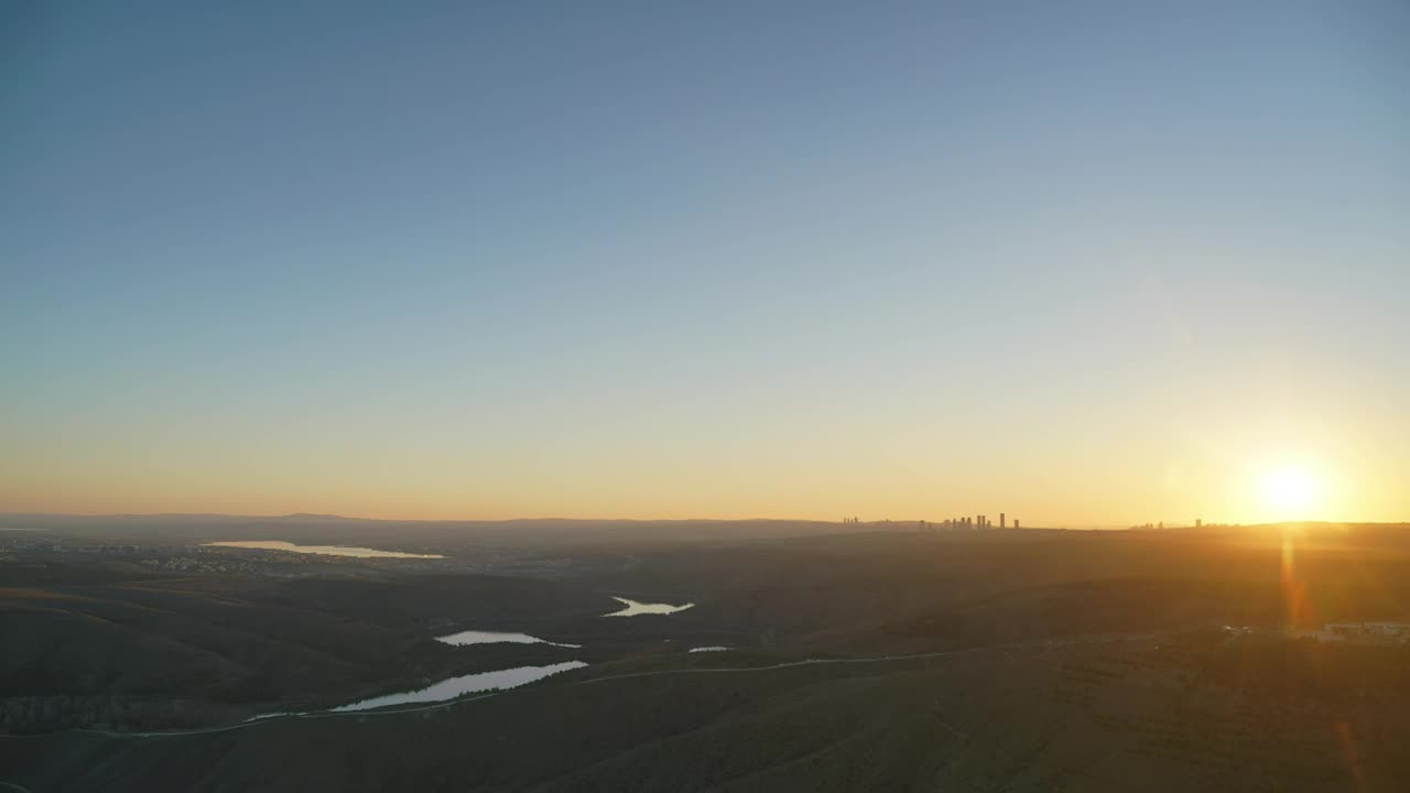 Download Stock Video Day To Night Transition With City Landscape Live Wallpaper For PC