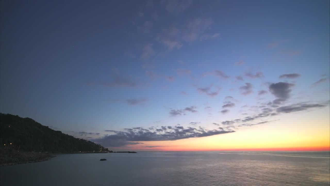Download Stock Video Day To Night Transition At The Sea Live Wallpaper For PC