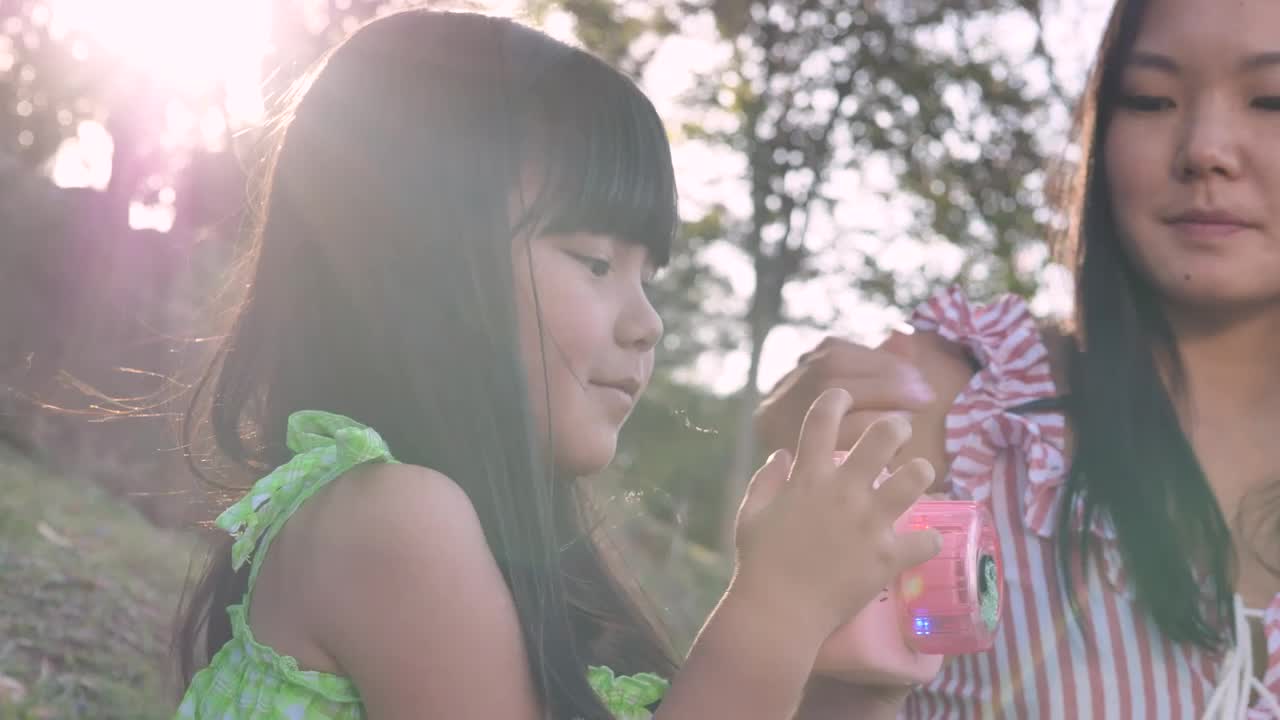 Download Stock Video Daughter Playing With Her Mother In The Park Live Wallpaper For PC