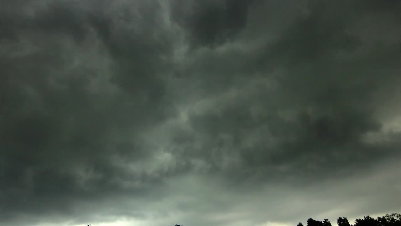 Download Stock Video Dark Storm Clouds And Rain Live Wallpaper For PC