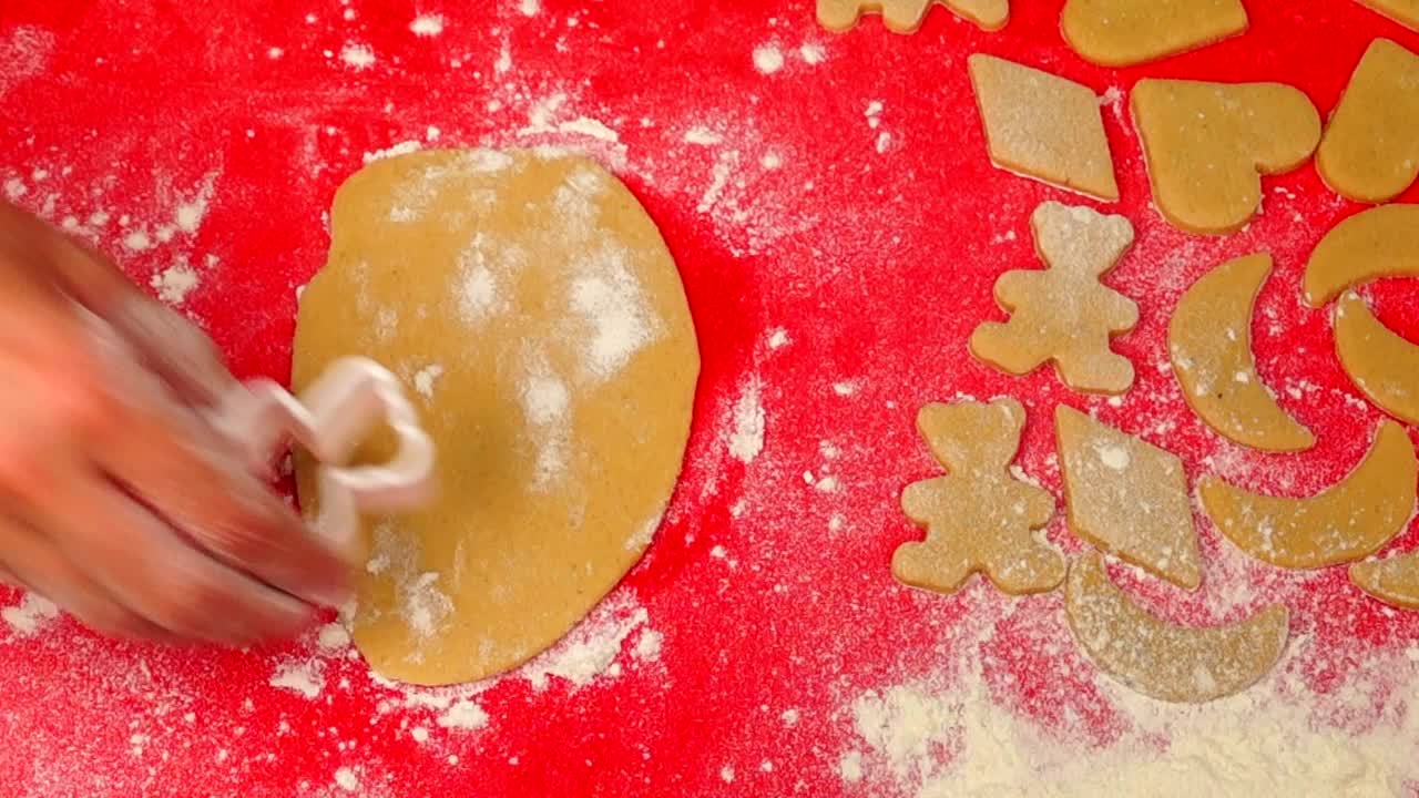 Download Stock Video Cutting Cookies Dough Live Wallpaper For PC