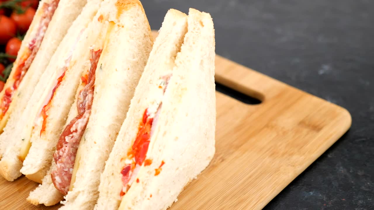 Download Stock Video Crab Sandwiches On A Wooden Board Live Wallpaper For PC