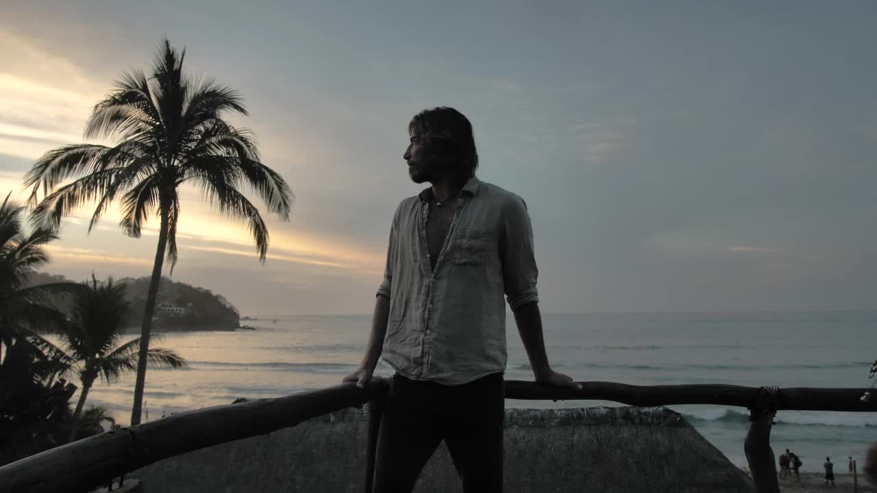 Download Stock Video Couple Hugging On A Deck Live Wallpaper For PC