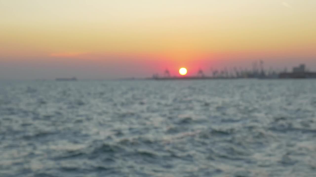 Download Stock Video Couple Holding Hands During Sunset Live Wallpaper For PC