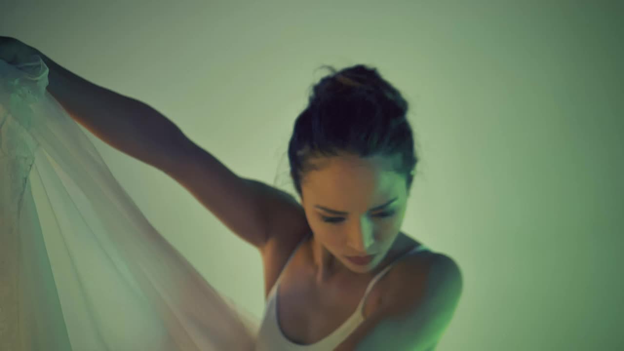 Download Stock Video Contemporary Dancer Posing With A White Dress Live Wallpaper For PC