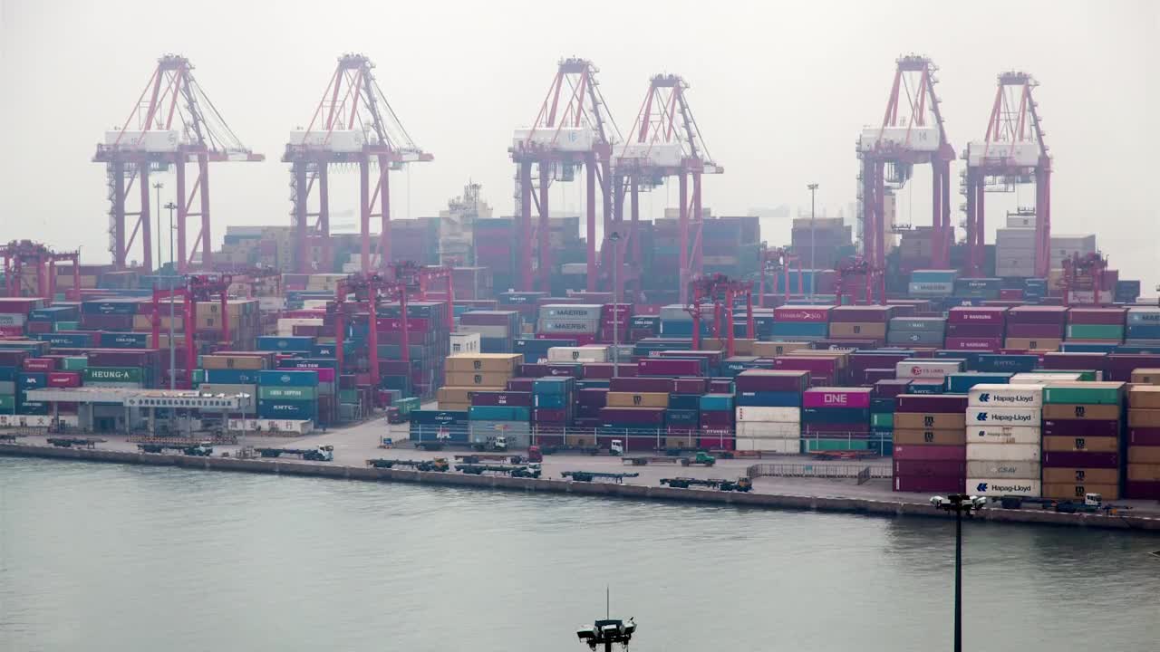 Download Stock Video Container Port Time Lapse On A Foggy Day Live Wallpaper For PC