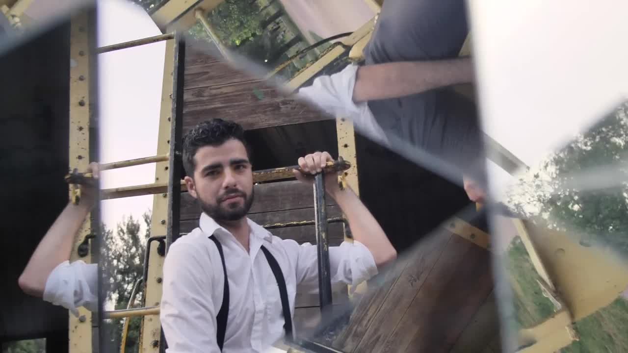 Download Stock Video Conceptual Models At A Train Station Live Wallpaper For PC