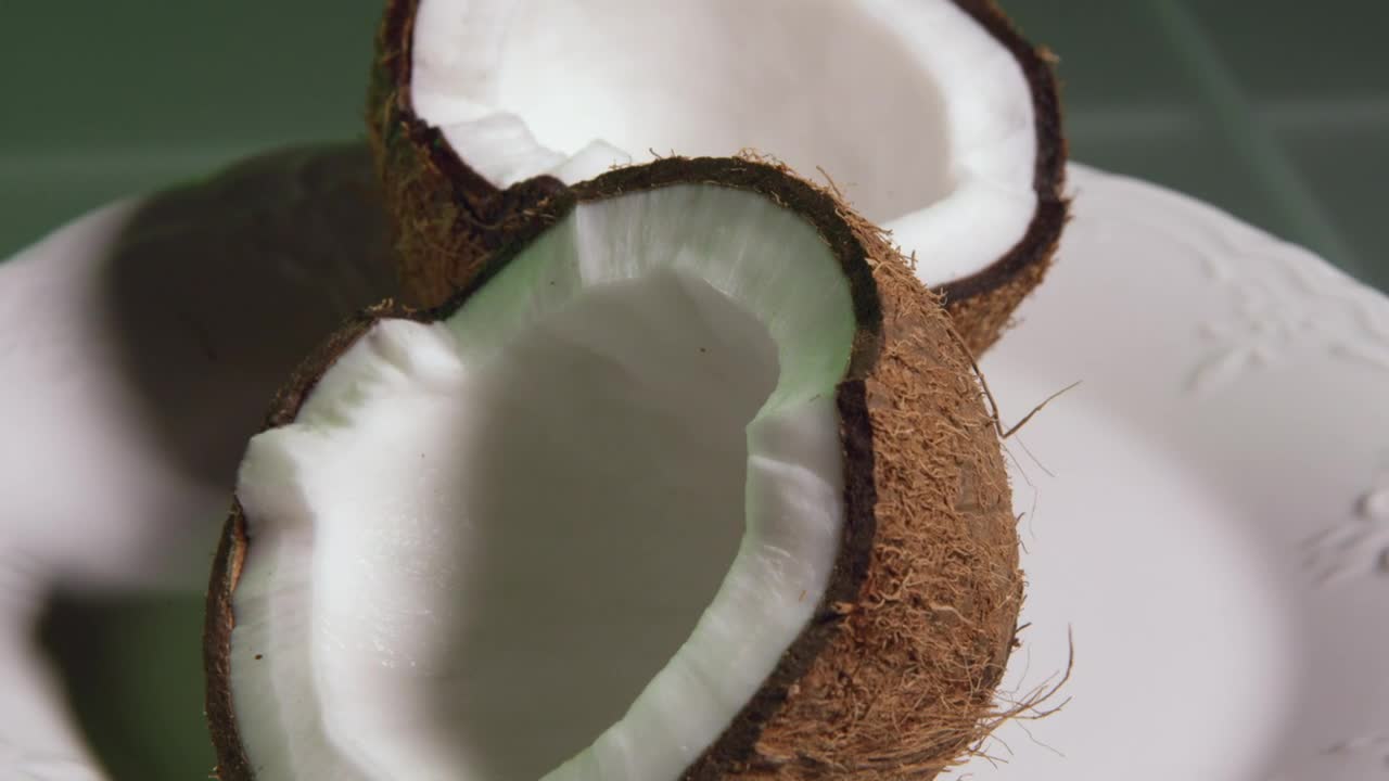 Download Stock Video Coconuts Opened Up Live Wallpaper For PC