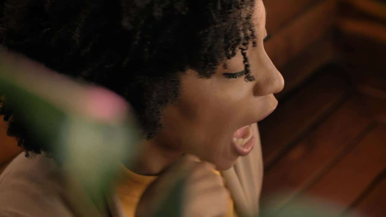 Download Stock Video Face Of A Woman Chatting In A Coffee Shop Live Wallpaper For PC