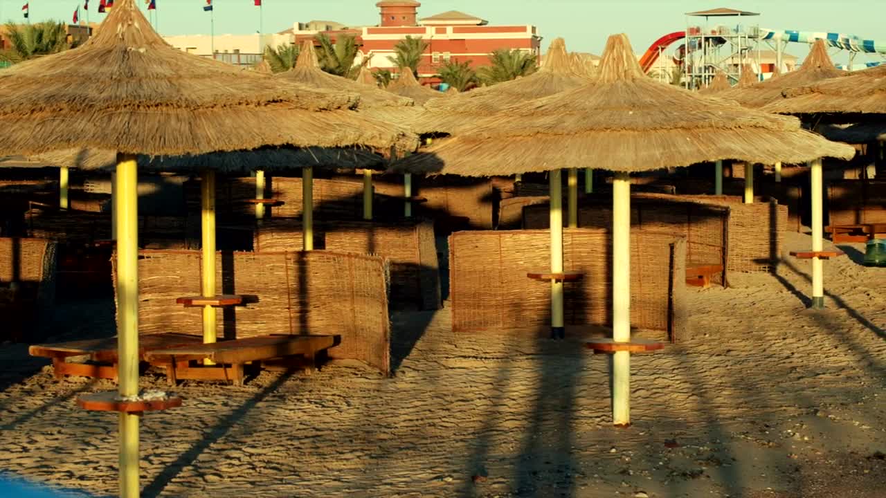 Download Stock Video Empty Tourist Beach In The Evening Live Wallpaper For PC