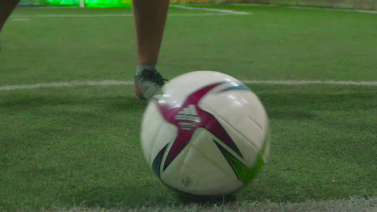 Download Stock Video Dynamic Shot Of A Futsal Team Crossing The Ball Live Wallpaper For PC