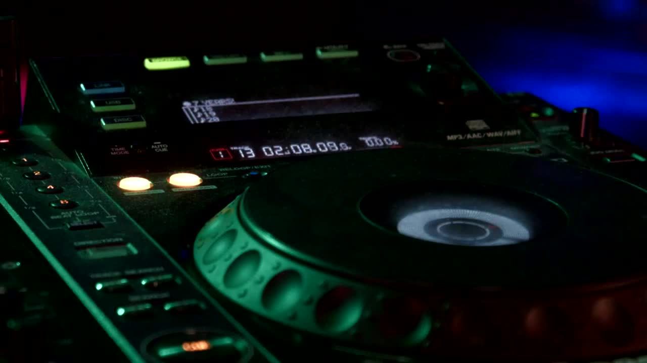 Download Stock Video Dj Equipment In The Room With Club Lights Live Wallpaper For PC