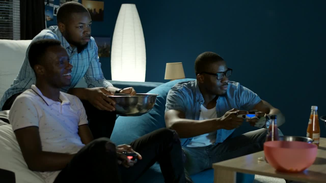 Download Stock Video Friends Having Fun With Video Games Live Wallpaper For PC