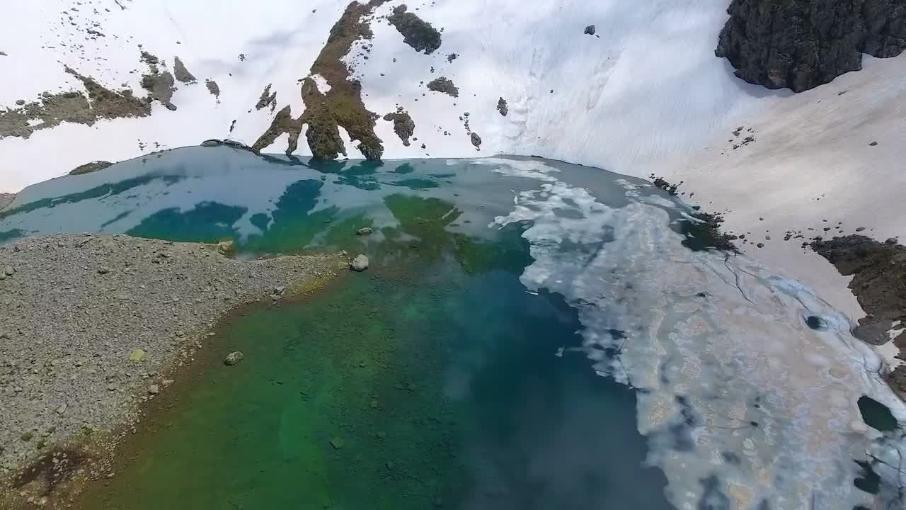 Download Stock Video Fresh Water In The Mountain Live Wallpaper For PC