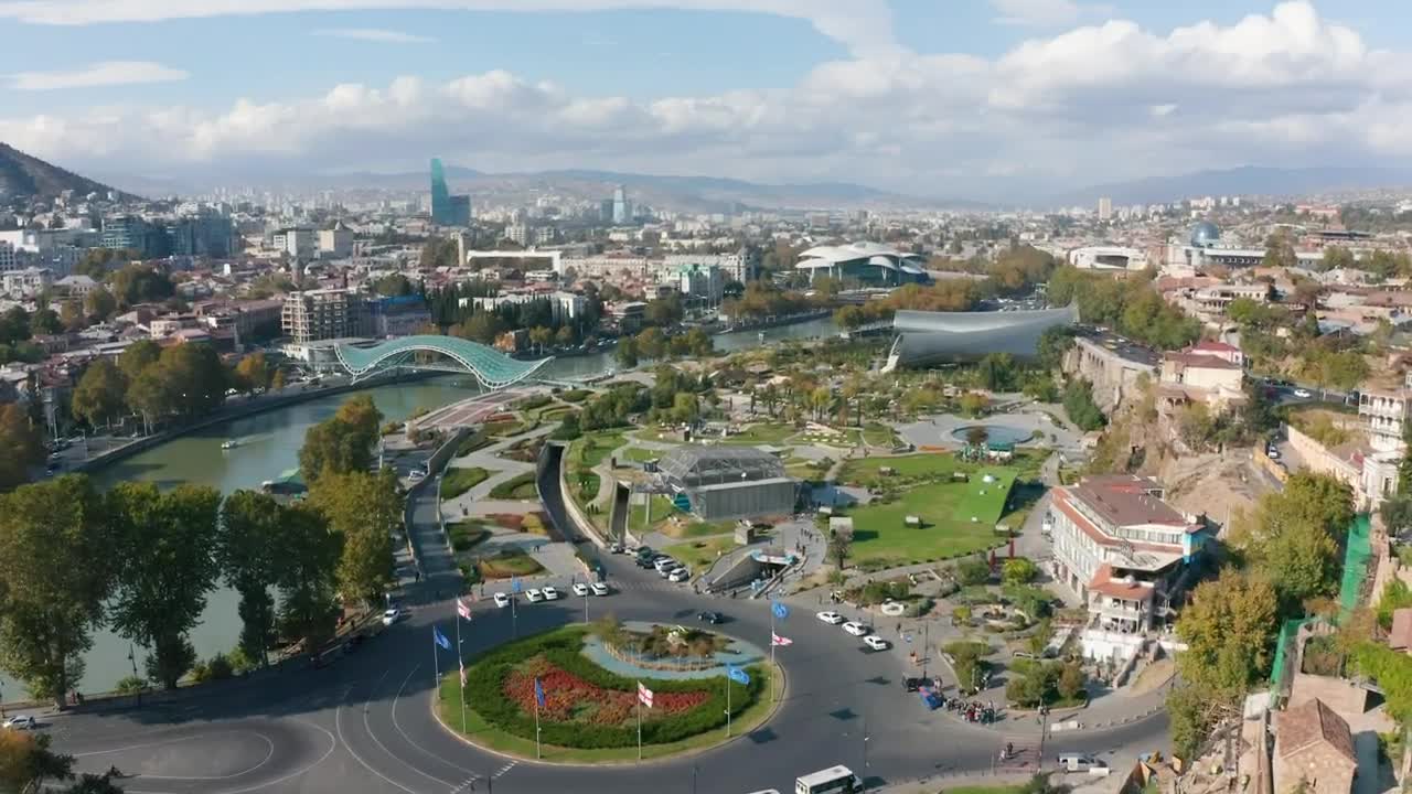 Download Stock Video Flying Over A Beautiful Futuristic Green City Live Wallpaper For PC