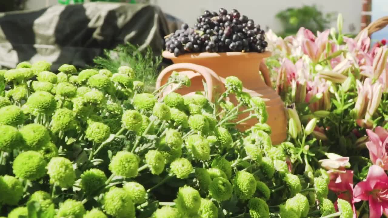 Download Stock Video Flower Arrangements Live Wallpaper For PC