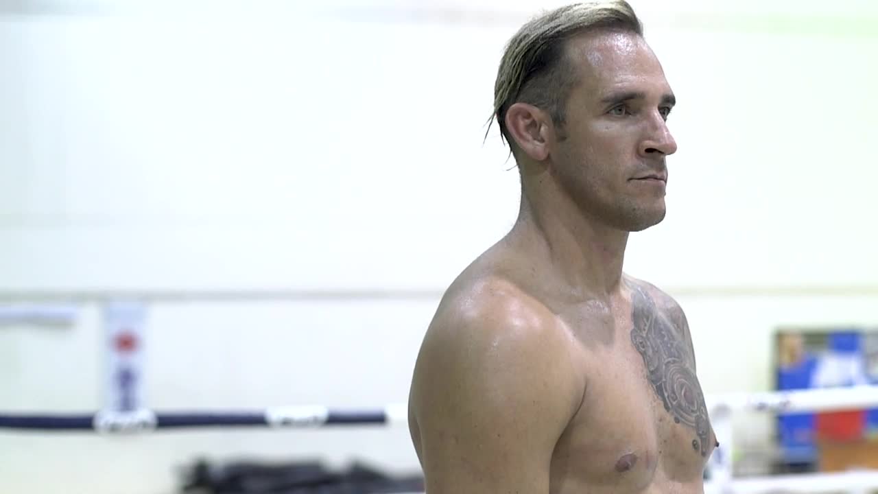 Download Stock Video Fighter Preparing For A Match Live Wallpaper For PC