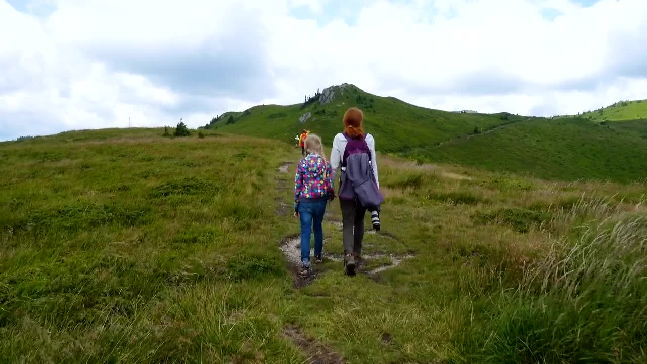 Download Stock Video Family Hiking In The Mountains Live Wallpaper For PC