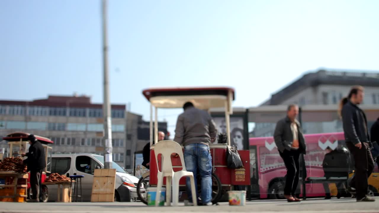 Download Stock Video Informal Economy In Istanbul Animated Wallpaper