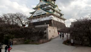 Stock Video Himeji Castle With People Around It On A Sunny Day Animated Wallpaper