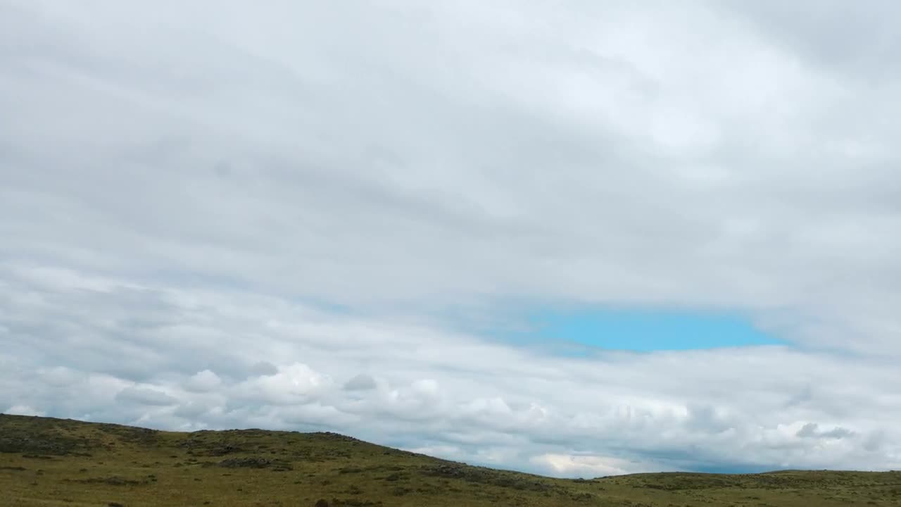 Download Stock Video Landscape With Clouds In The Countryside Animated Wallpaper