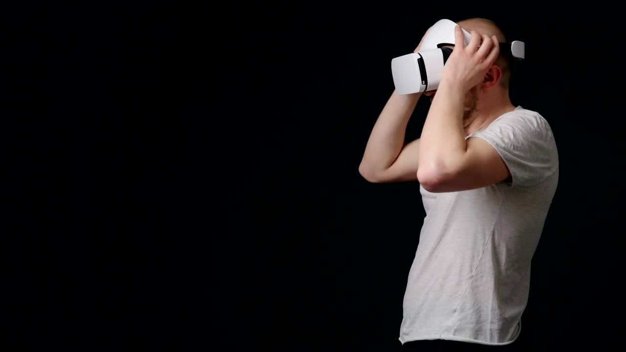 Download Stock Video Man Boxing In Vr Animated Wallpaper