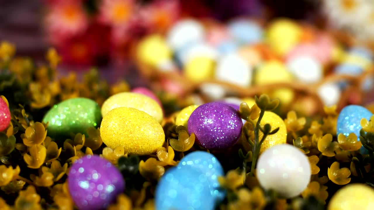 Download Stock Video Little Colored Easter Eggs Animated Wallpaper