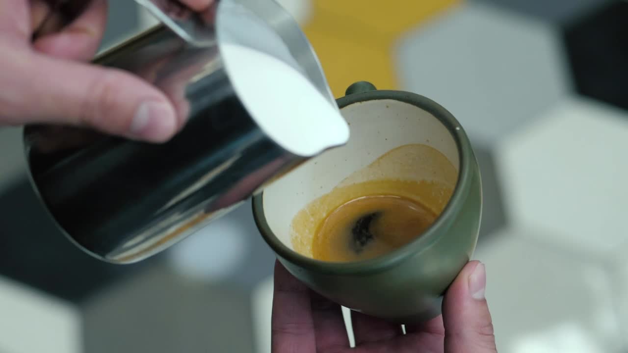 Download Stock Video Latte Art Animated Wallpaper