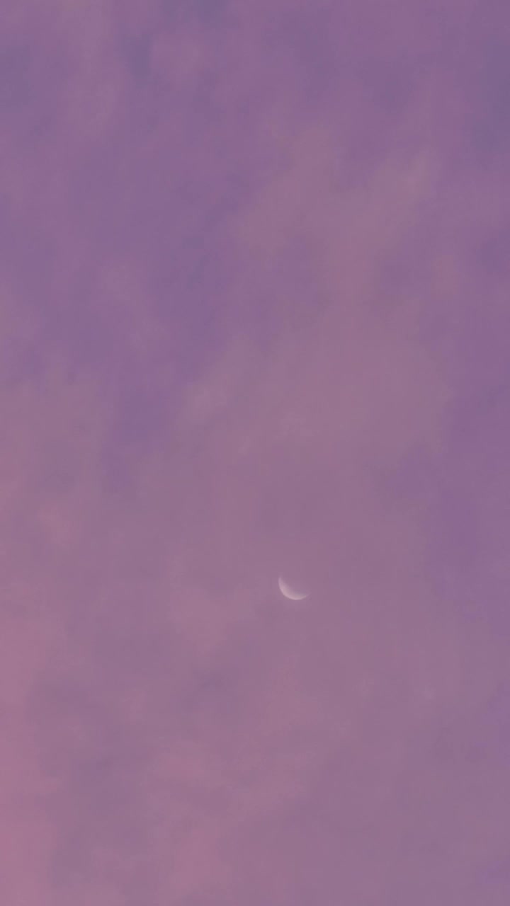 Download Stock Video Moon In The Sky At The Evenin Animated Wallpaper