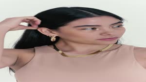 Stock Video Model Girl Posing On A White Backgroun Animated Wallpaper