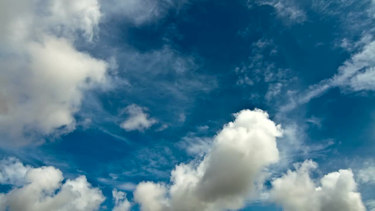 Download Stock Video Midday Clouds Across The Sk Animated Wallpaper
